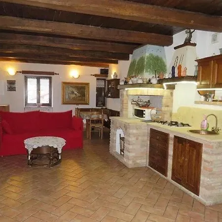 Oddone Alloggio per agriturismo *