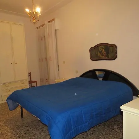 Alloggio per agriturismo Oddone Bardineto